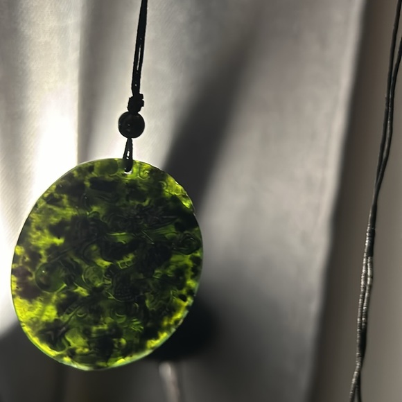 Burma dark jade dragon pendant - Picture 5 of 5